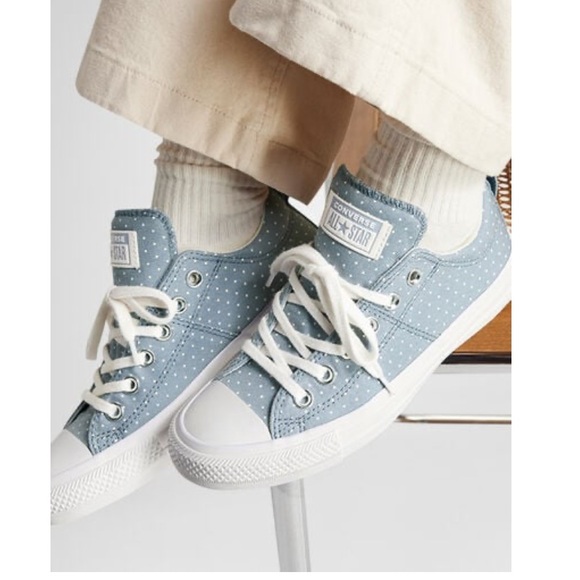 🌸Converse Women’s All Star Madison Low Tops - Picture 4 of 11